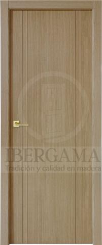 Puerta Lisa moderna de Cuatro Líneas en Nogal