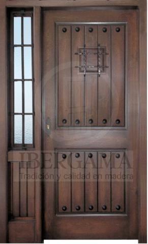 Puerta Rústica con Ventanuco y Lateral Con tablas y Clavos