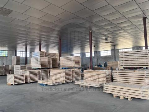 carpintería con puertas en stock valera de abajo